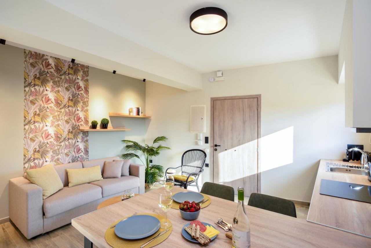 Dandelion Apartments Ханя Екстериор снимка